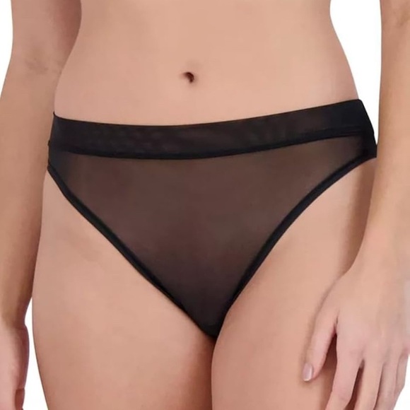 2 Pair Steve Madden Brown and Black Womens Underwear size Large - Picture 2 of 10